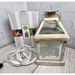 Used / Works - With Box - Scentsy Winter Retreat Wax Melt Warmer